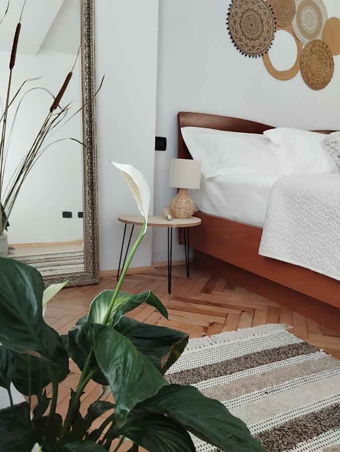 Bea City Center Apartment Тирана Екстериор снимка