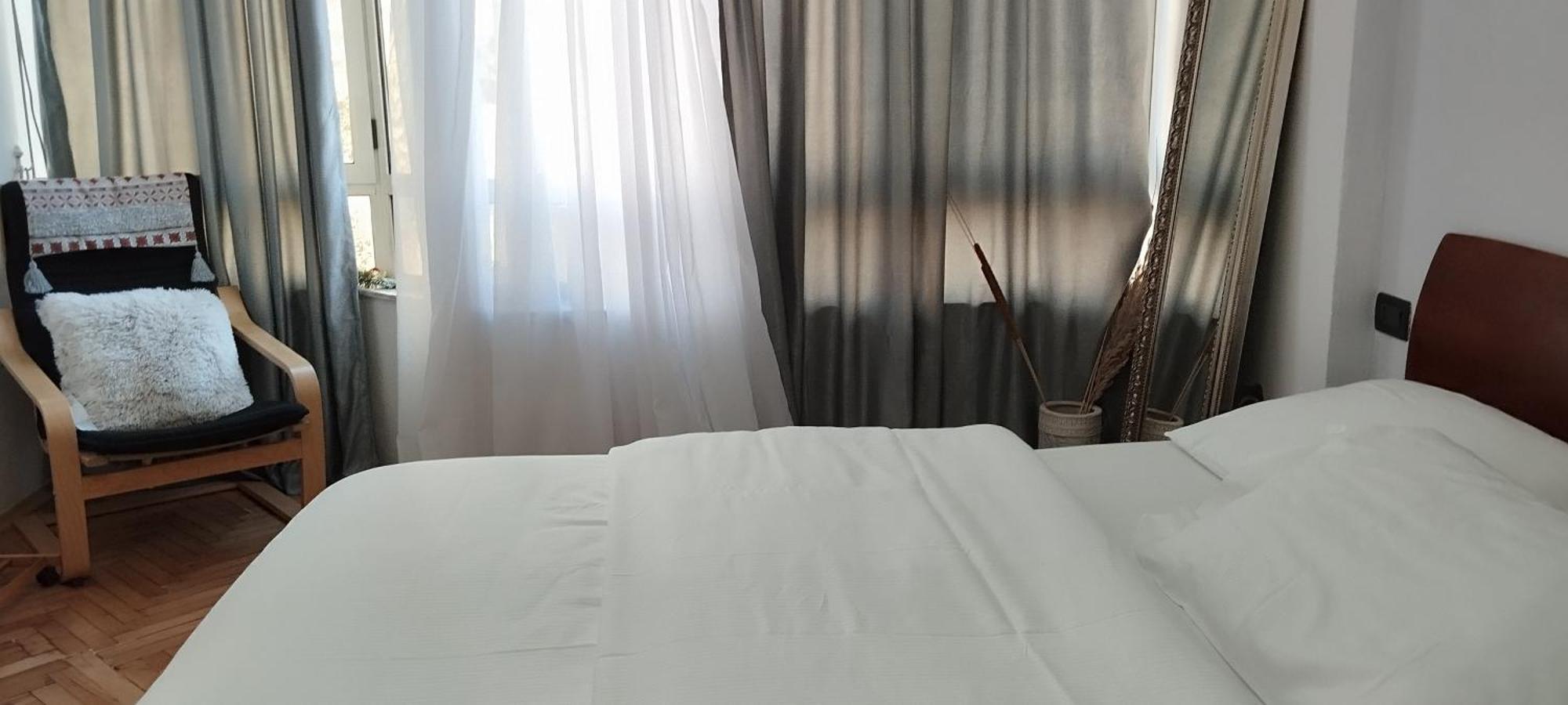 Bea City Center Apartment Тирана Екстериор снимка